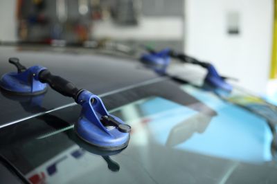 Improve Aesthetics with Auto Glass Replacement!
