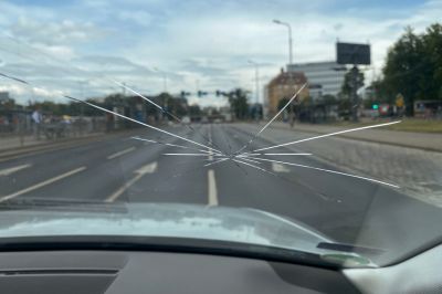 Get Clear Visibility by Repairing Your Car Window Glass!