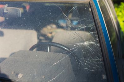 Preserve the Value of Your Car with Auto Window Glass Repair!